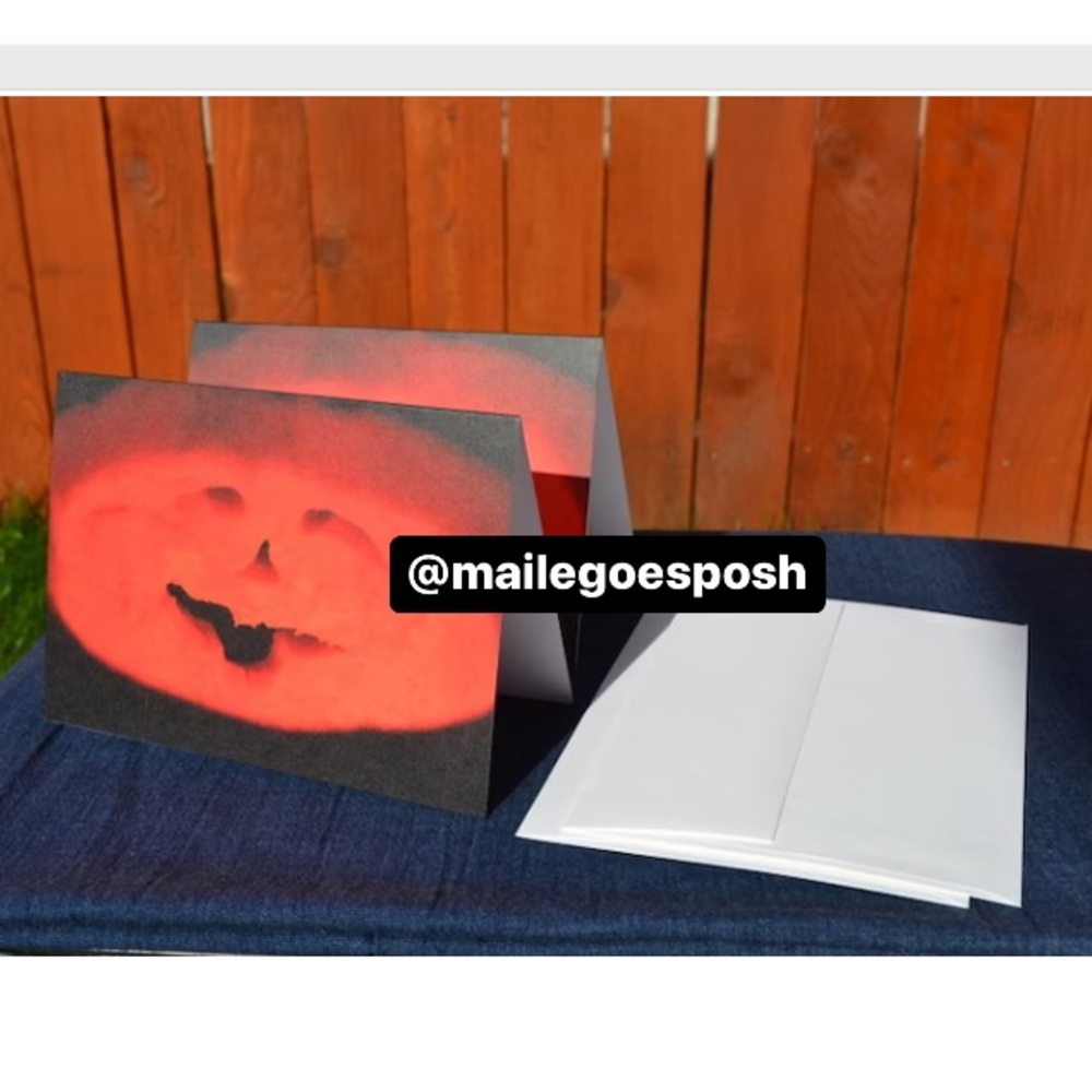 Blank 5X7” Smiling Jack-O-Lantern print Halloween 2 cards with 2 white envelopes